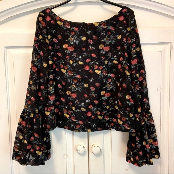 Club Monaco Taisie Bell-Sleeve Floral Blouse - Picture 4 of 11